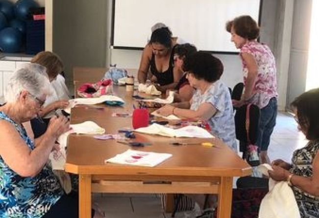 GRUPO PLENITUDE INICIA AS ATIVIDADES NA OFICINA DE ARTESANATO 